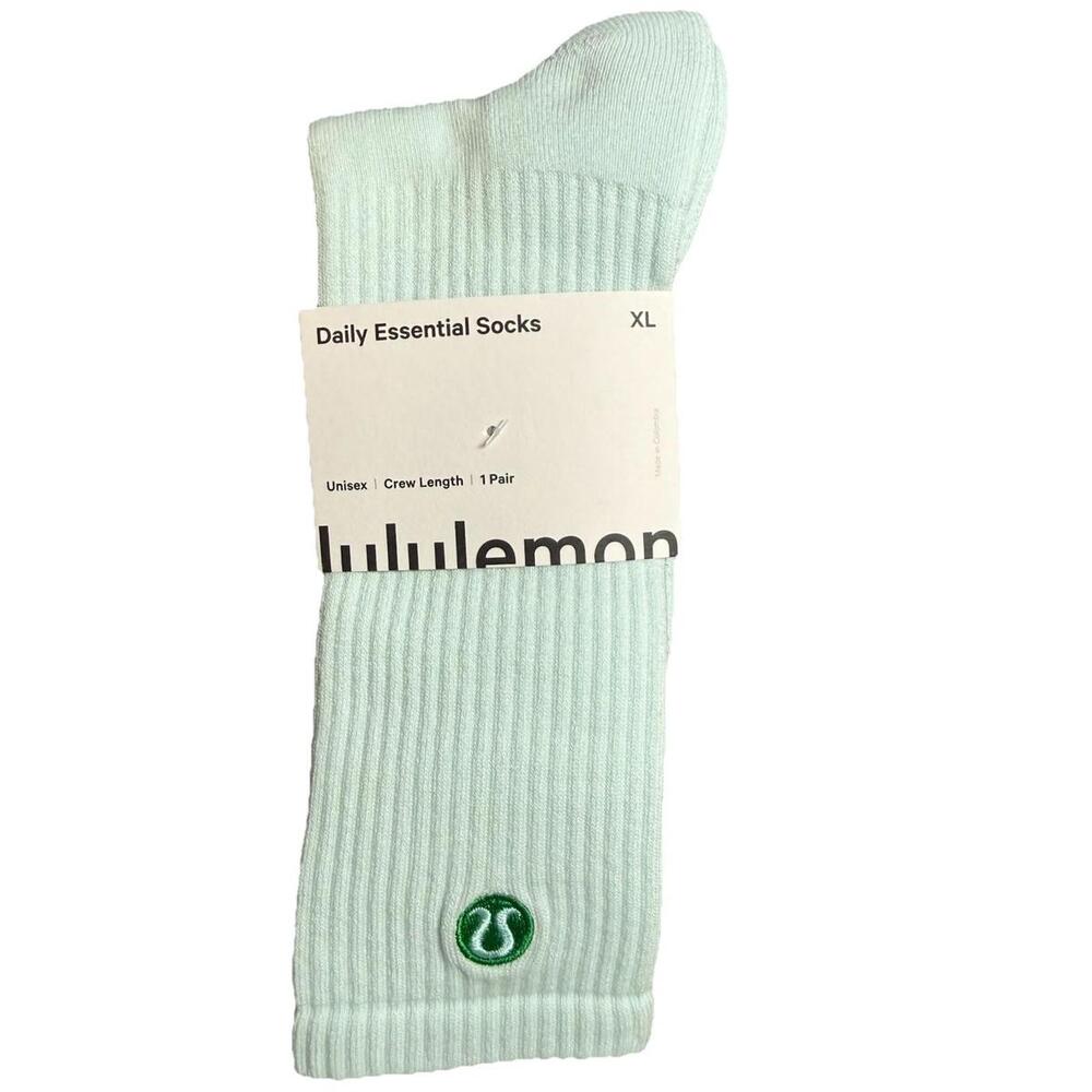 Lululemon One Pair Daily Essential Crew Socks Green Sz XL New! Gift! Christmas
